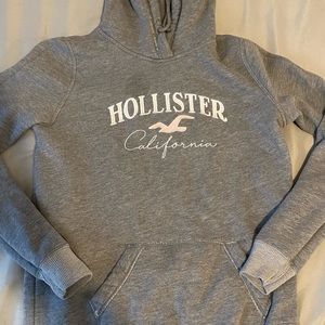 Grey Hollister hoodie, size small, good condition